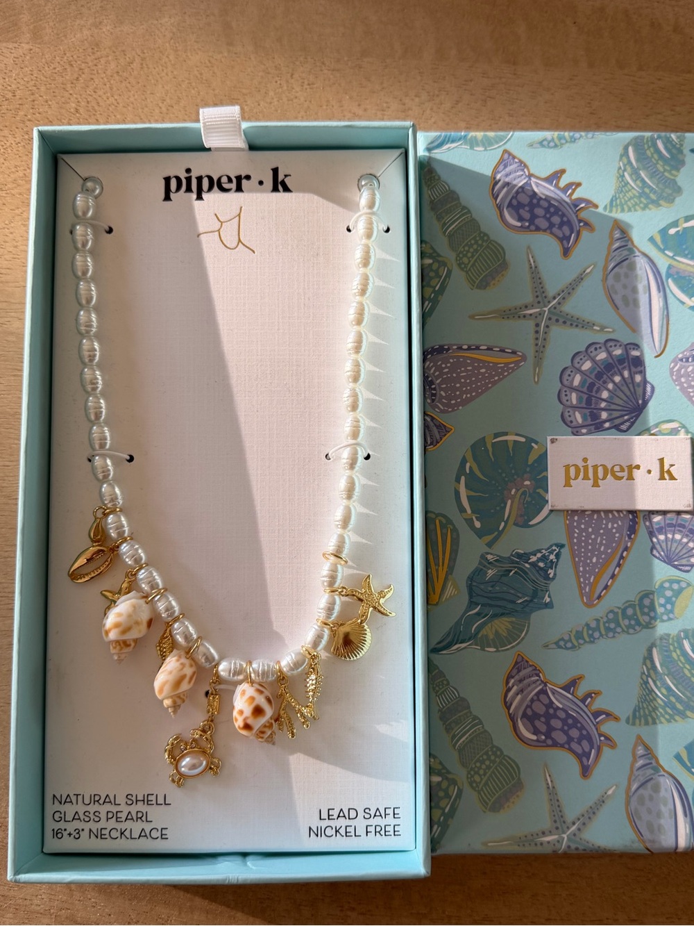 Piper·k Pearl Shell Charm Necklace in White and Gold